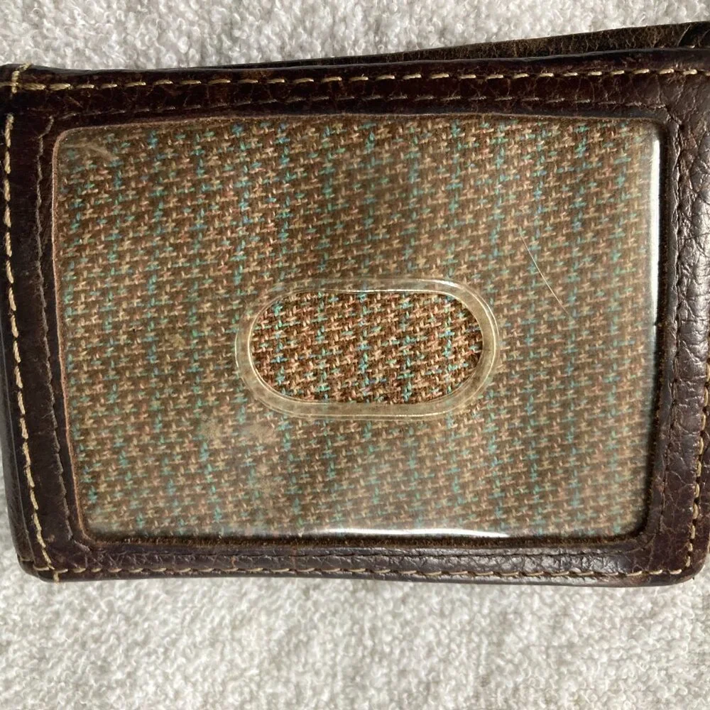 Men's Vintage Republic Brand Leather Bifold Wallet with Money Clip